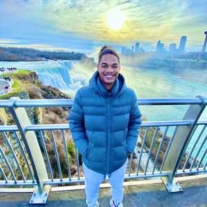 Meet your Posher, Raul